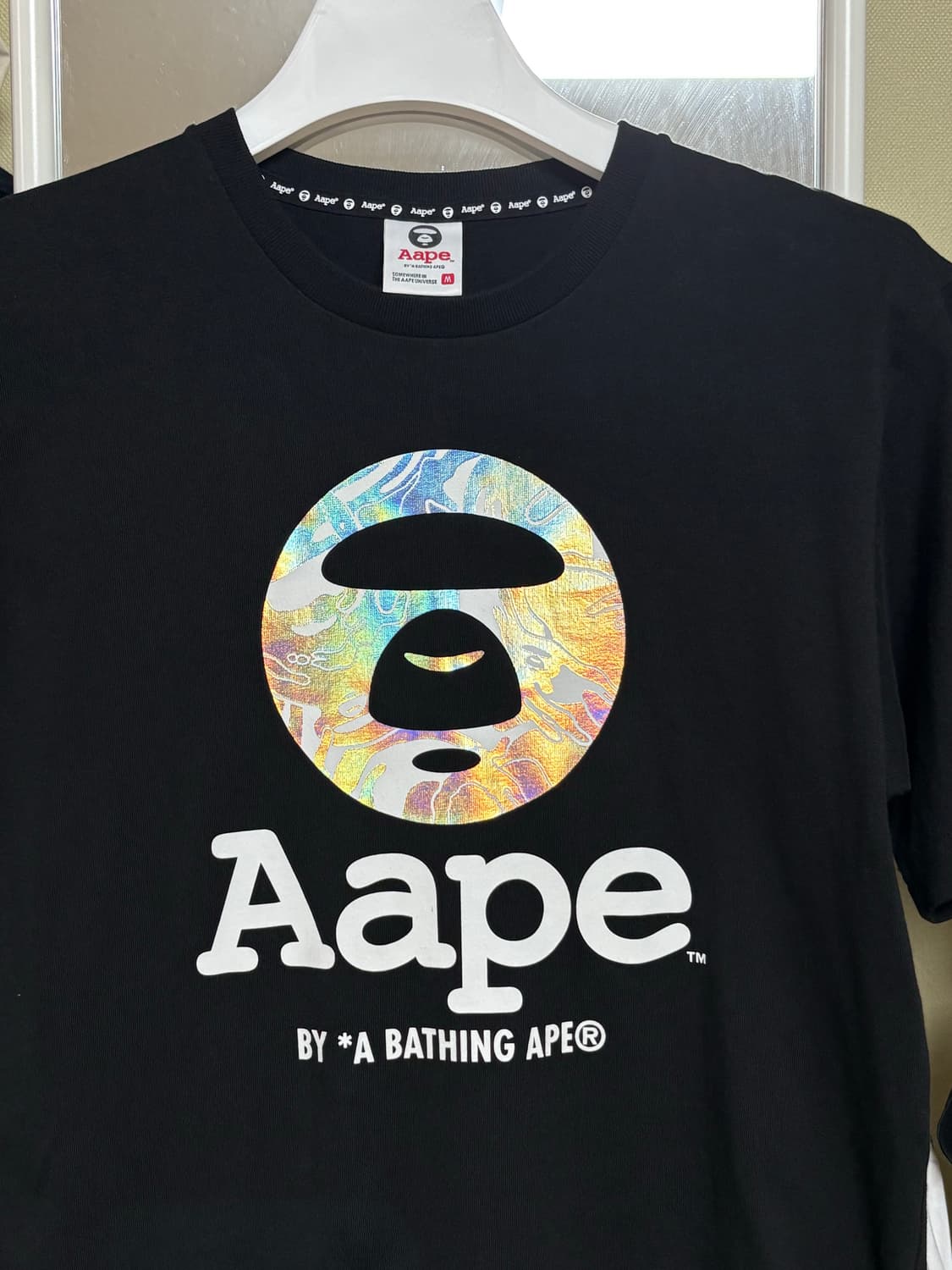 에이프 베이프 홀로그램 반팔티셔츠  상품이미지3