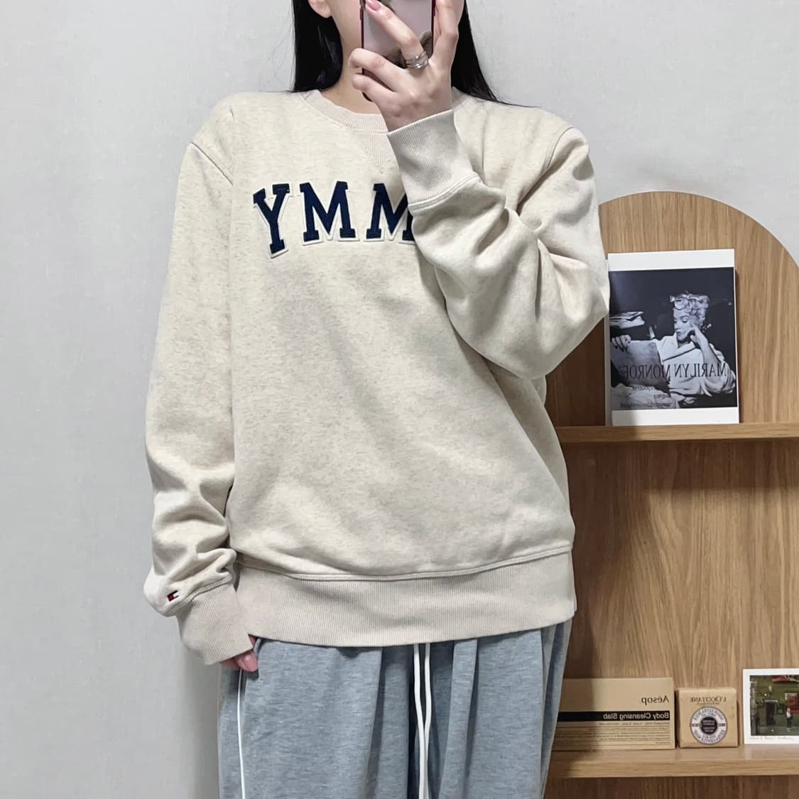 [정품] 타미 베이지 패치로고 기모 맨투맨 [ L ] 상품이미지2