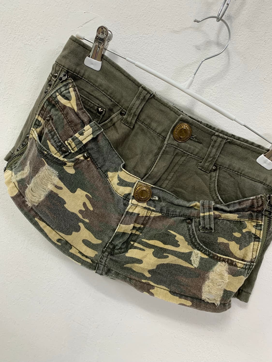 [MAISONGILFY] y2k 카모플라쥬 데님 숏츠 상품이미지6