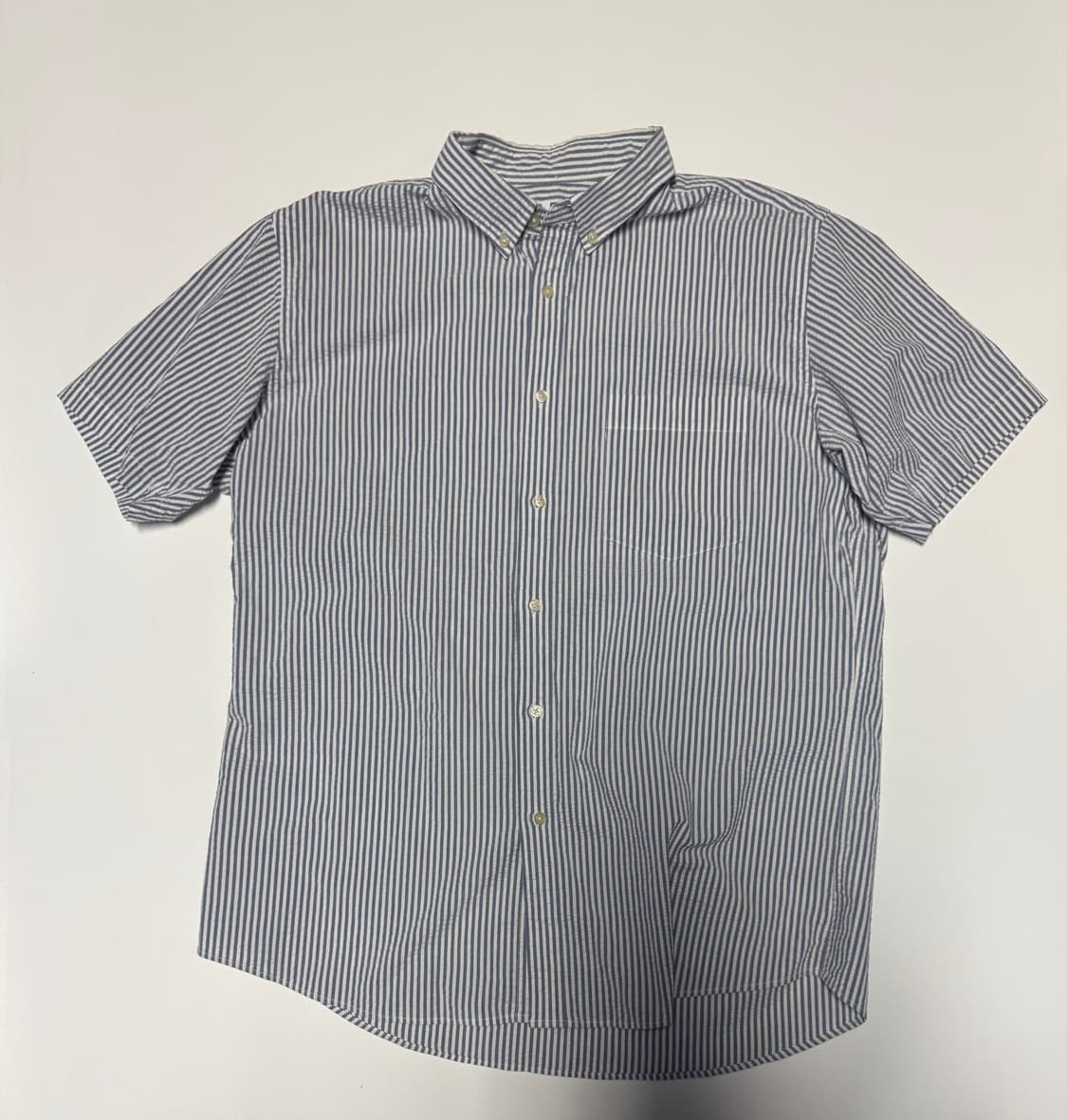 유니클로 미니멀 시어서커 스트라이프 반팔 셔츠 XL 상품이미지1