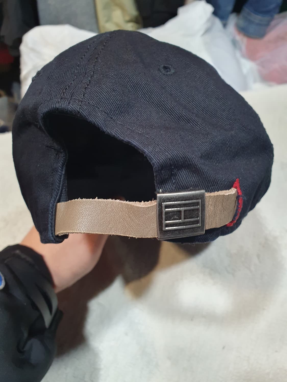 타미힐피거 블랙 볼캡 모자 상품이미지3