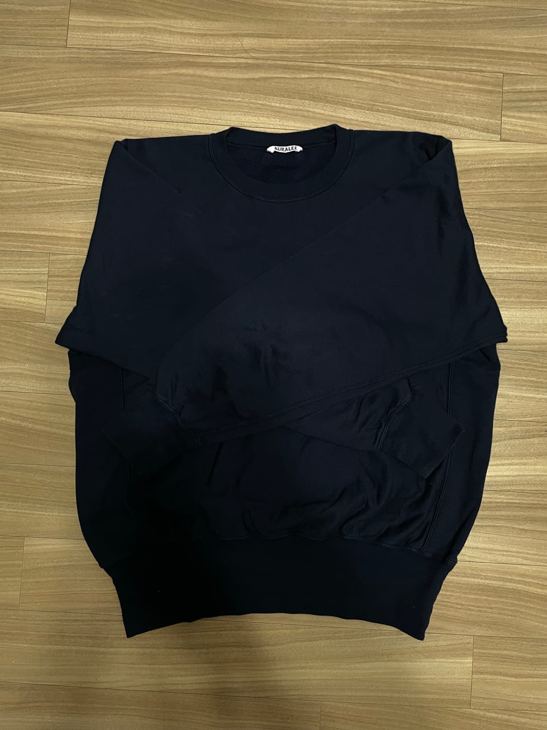 오라리 하이게이지 네이비 맨투맨 상품이미지1