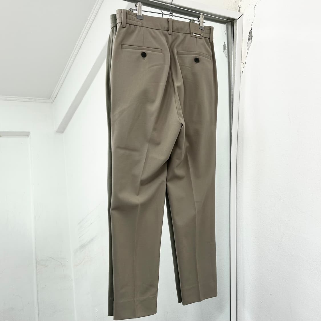 솔리드옴므 22SS 폴리쉘 트라우저 상품이미지5