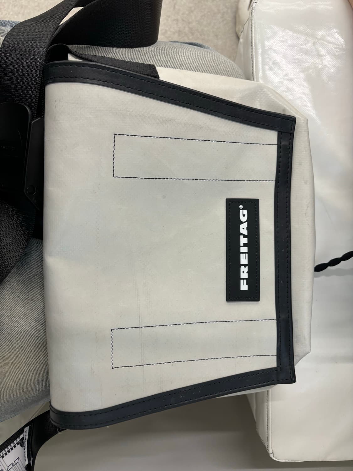 프라이탁 라씨 올흰 새상품 상품이미지2