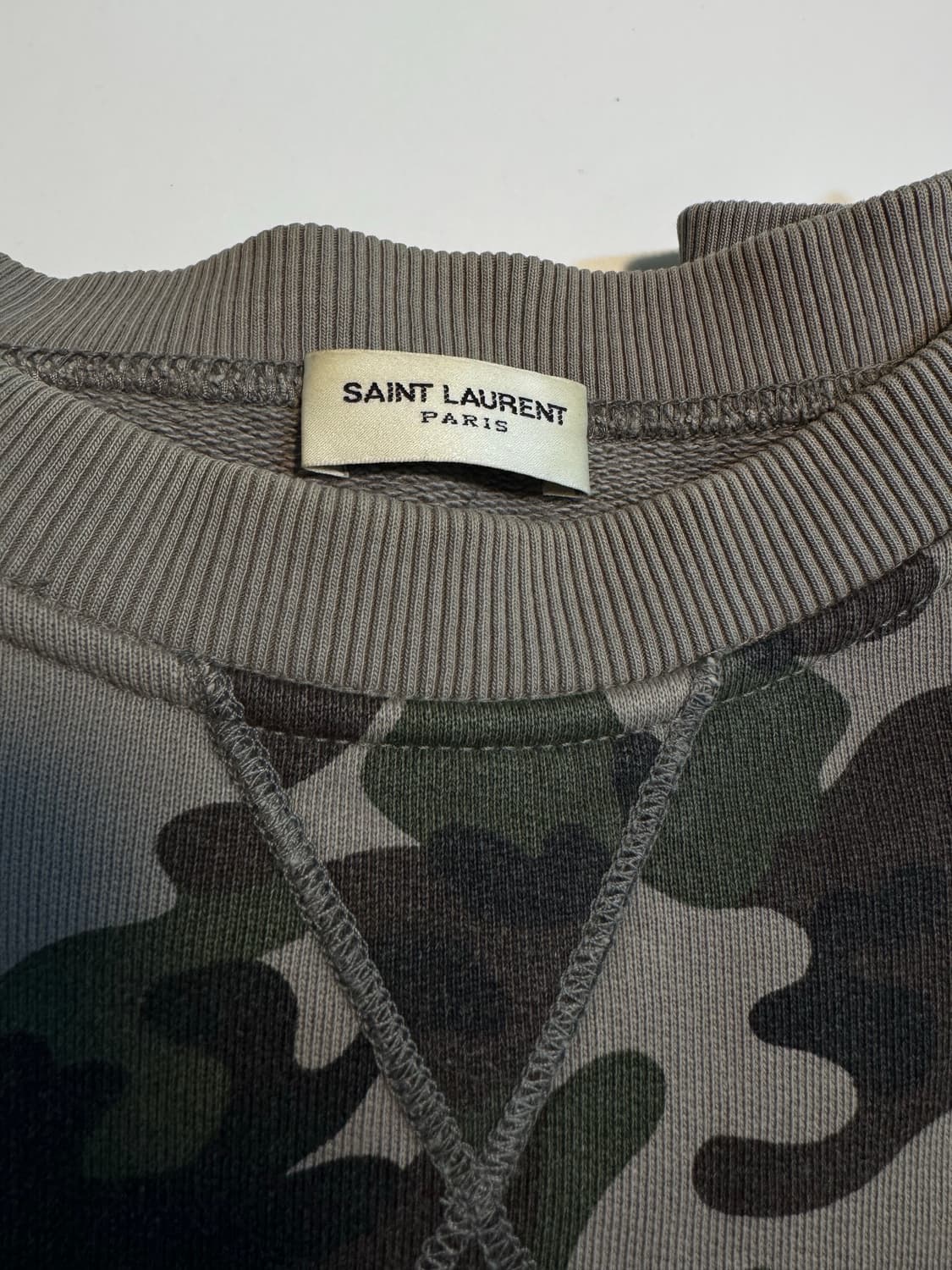 생로랑 카모 맨투맨 L 상품이미지3