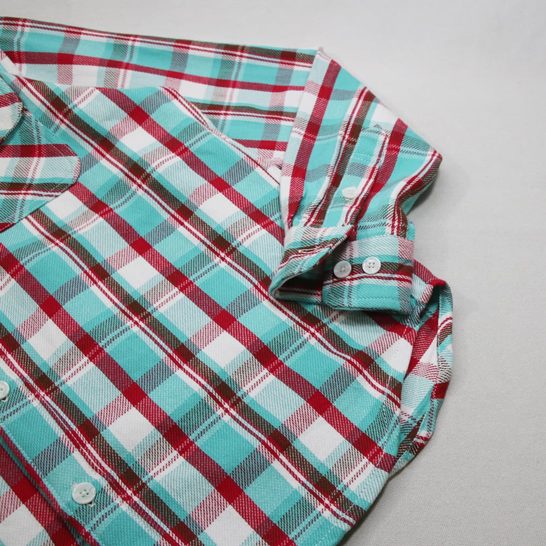 (착용컷) DEAR LAUREL 워크 체크 셔츠 (남성용 100) 상품이미지7