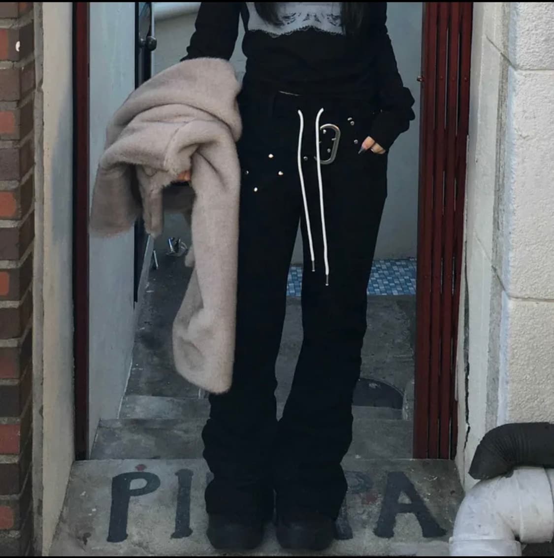 하몽마켓 부츠컷 트레이닝 바지 상품이미지1