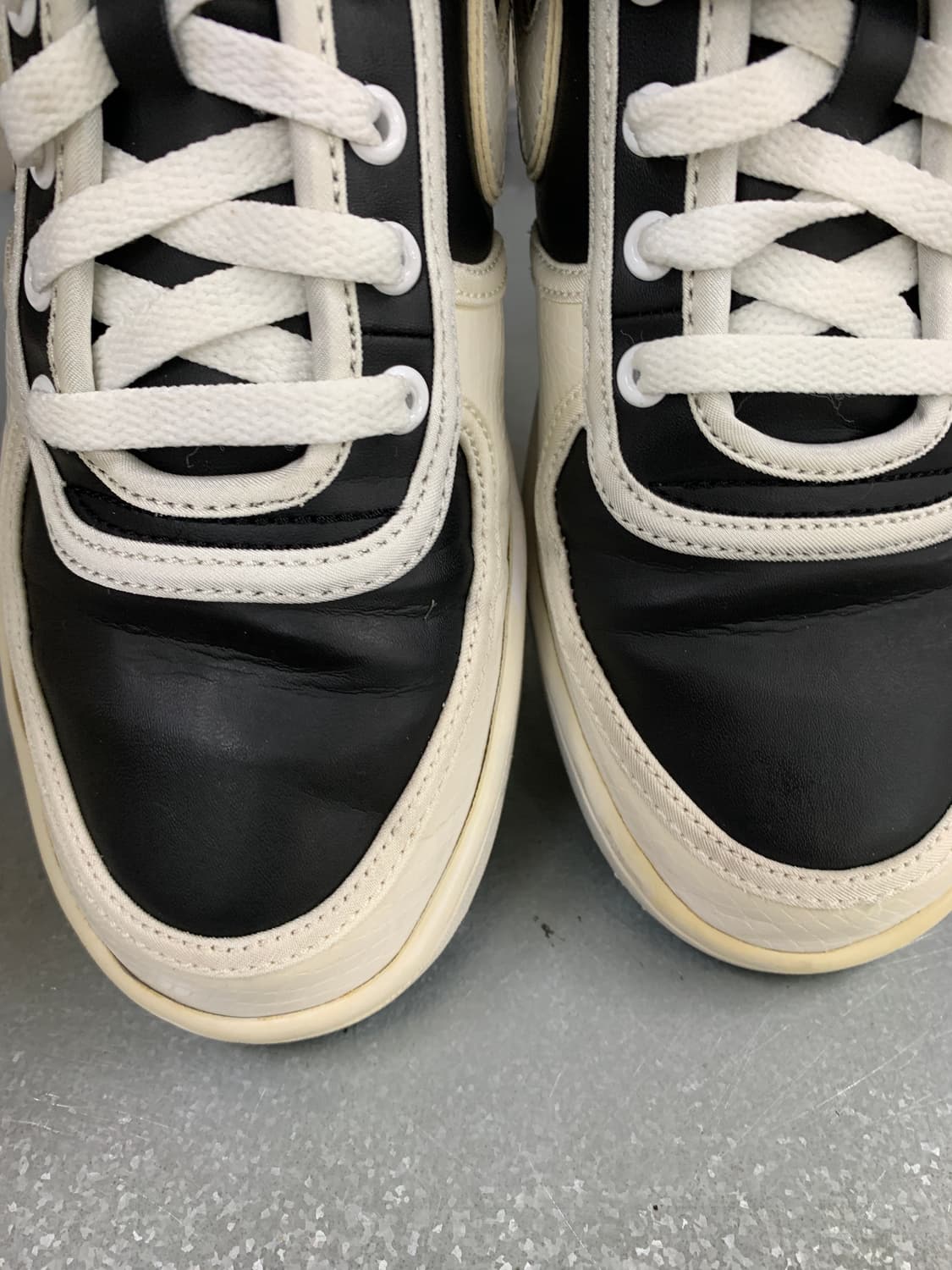 나이키 반달 로우 프리미엄 블랙화이트 270 상품이미지4