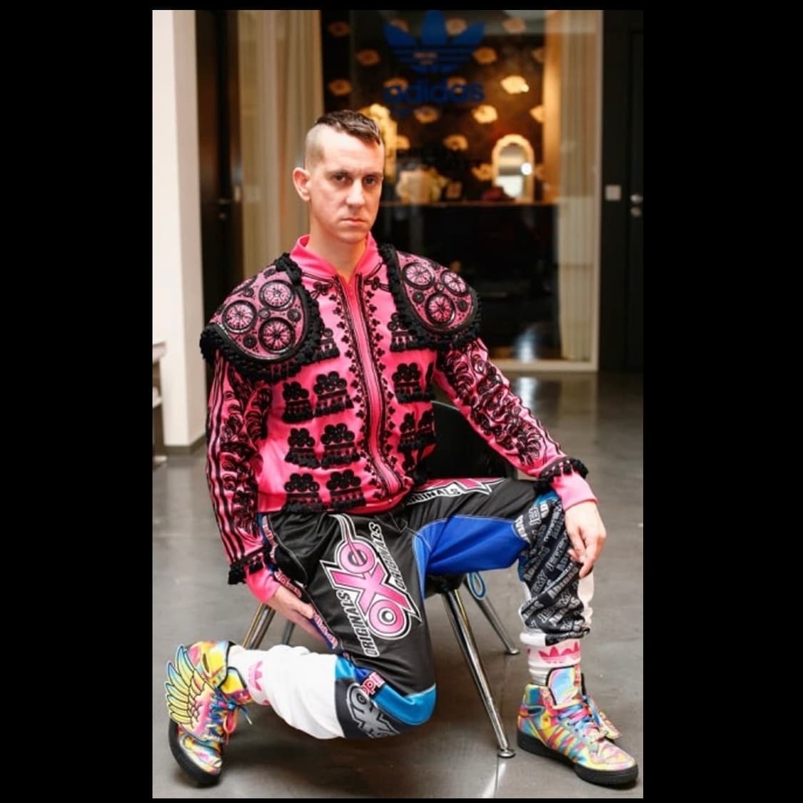 제레미 스캇 착/ 아디다스 제레미스캇 홀로그램 멀티컬러 상품이미지1