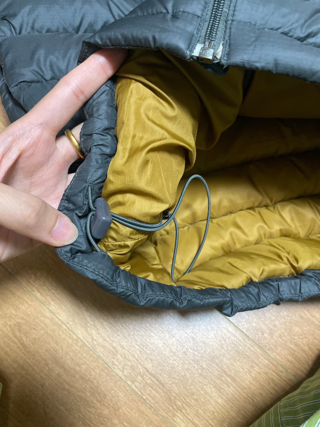 파타고니아 후디 패딩 xs 남녀공용 상품이미지5