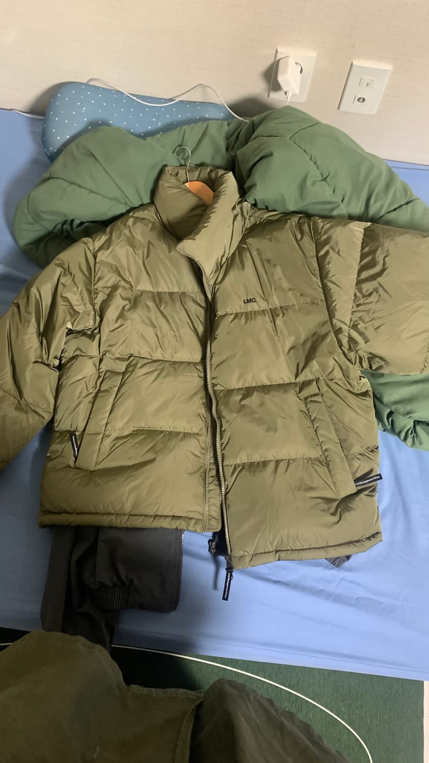 LMC 신상 25 fw 덕다운패딩 팝니다 상품이미지2