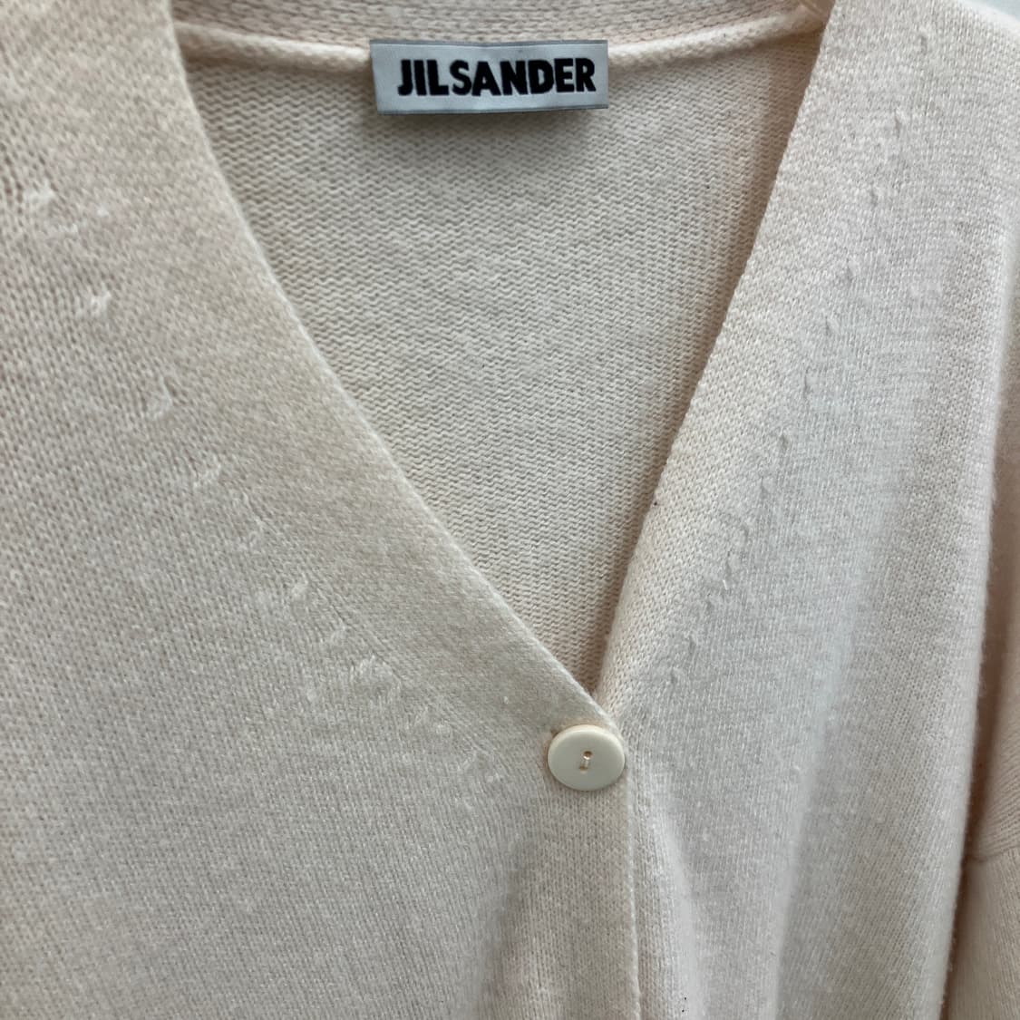 질샌더 아이보리 브이넥 가디건 상품이미지5