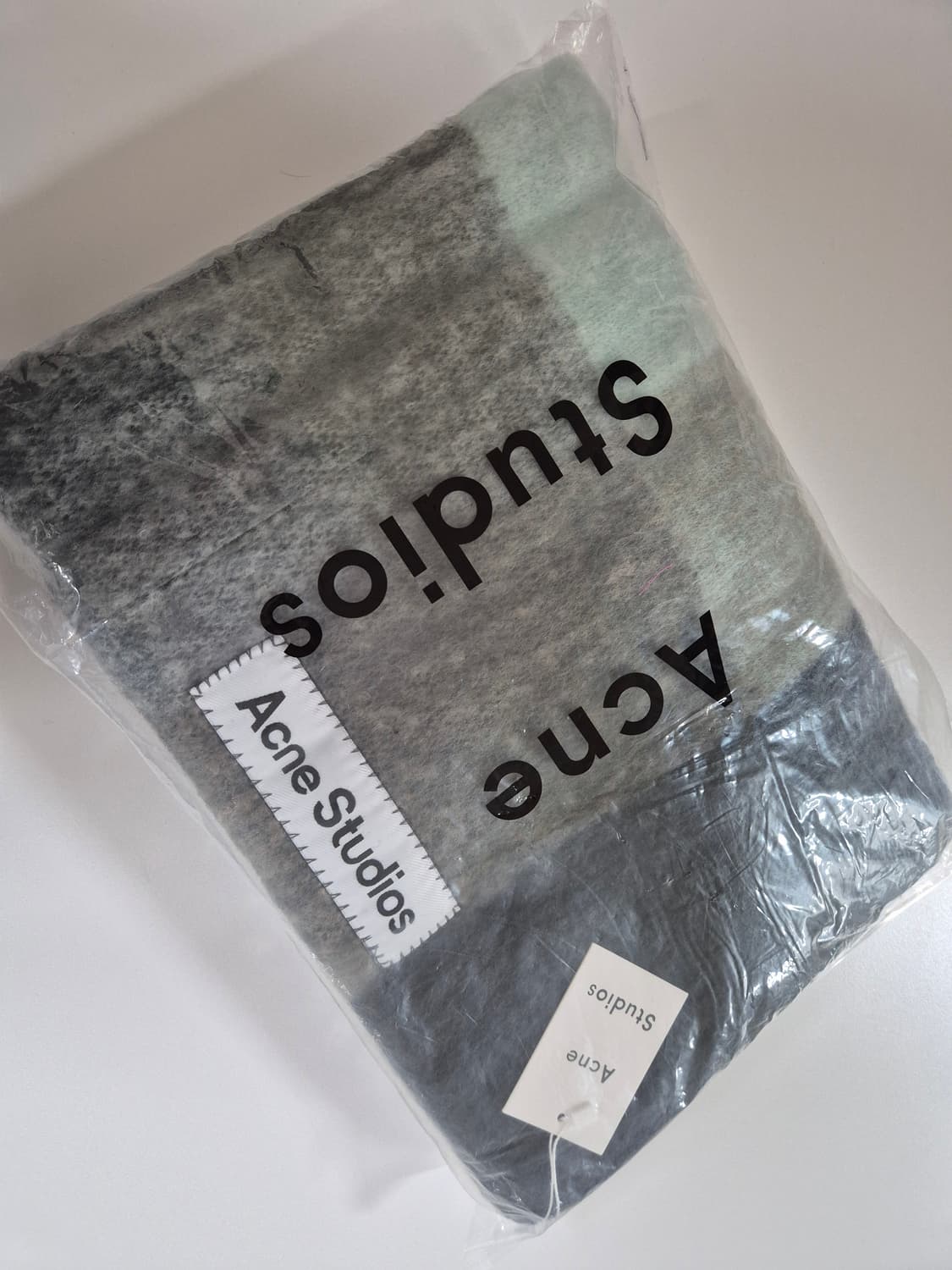 아크네 스튜디오 머플러 (새상품) 상품이미지5