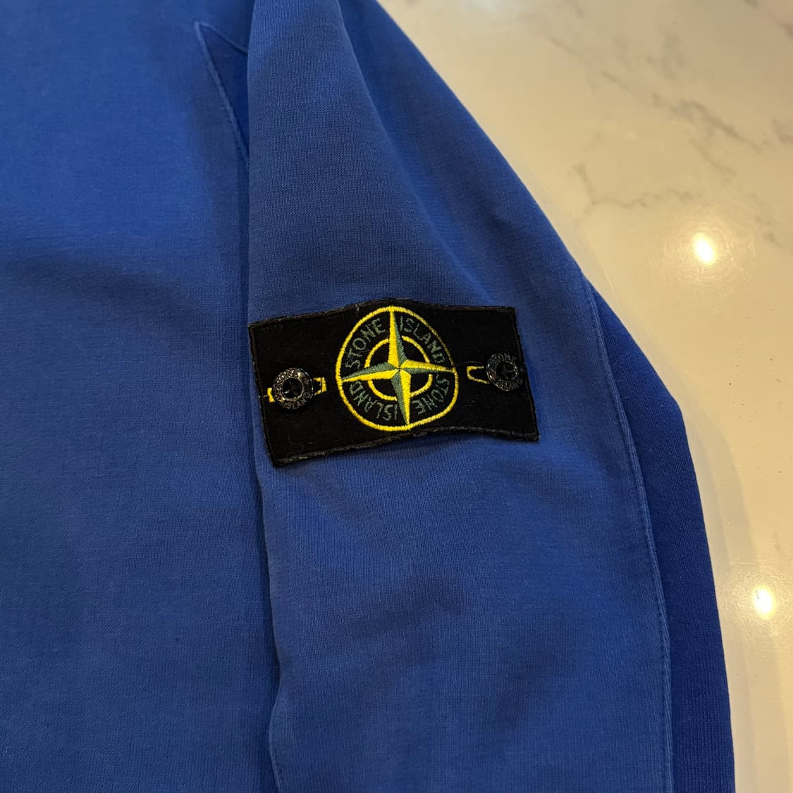 스톤아일랜드 맨투맨 파랑 하늘  상품이미지4