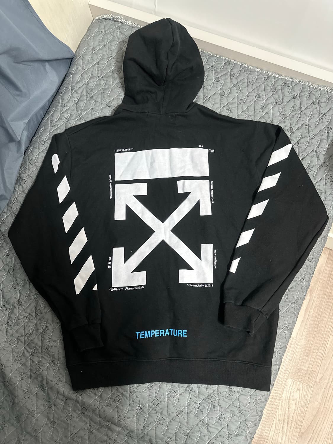 오프화이트 모나리자 후드티 블랙 상품이미지3