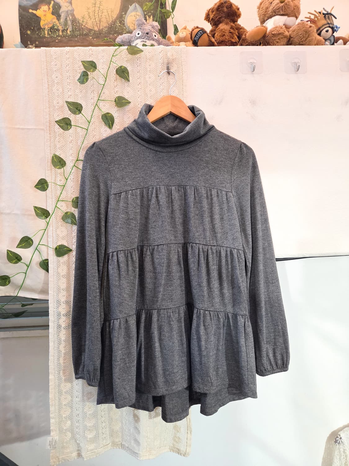 그레이 캉캉 목폴라 슬리브 상품이미지1