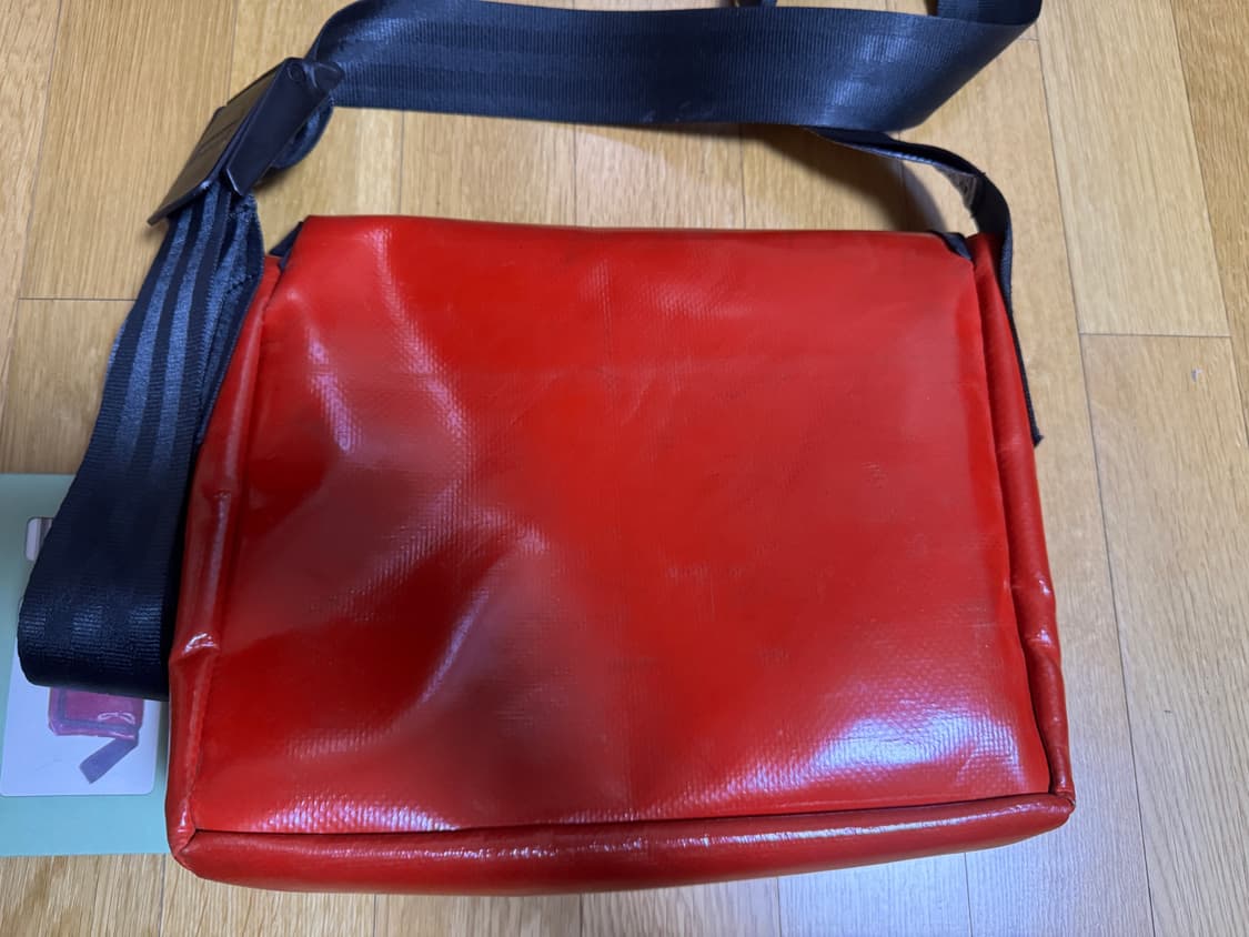 프라이탁 라씨 울레드 (FREITAG LASSIE RED) 상품이미지2