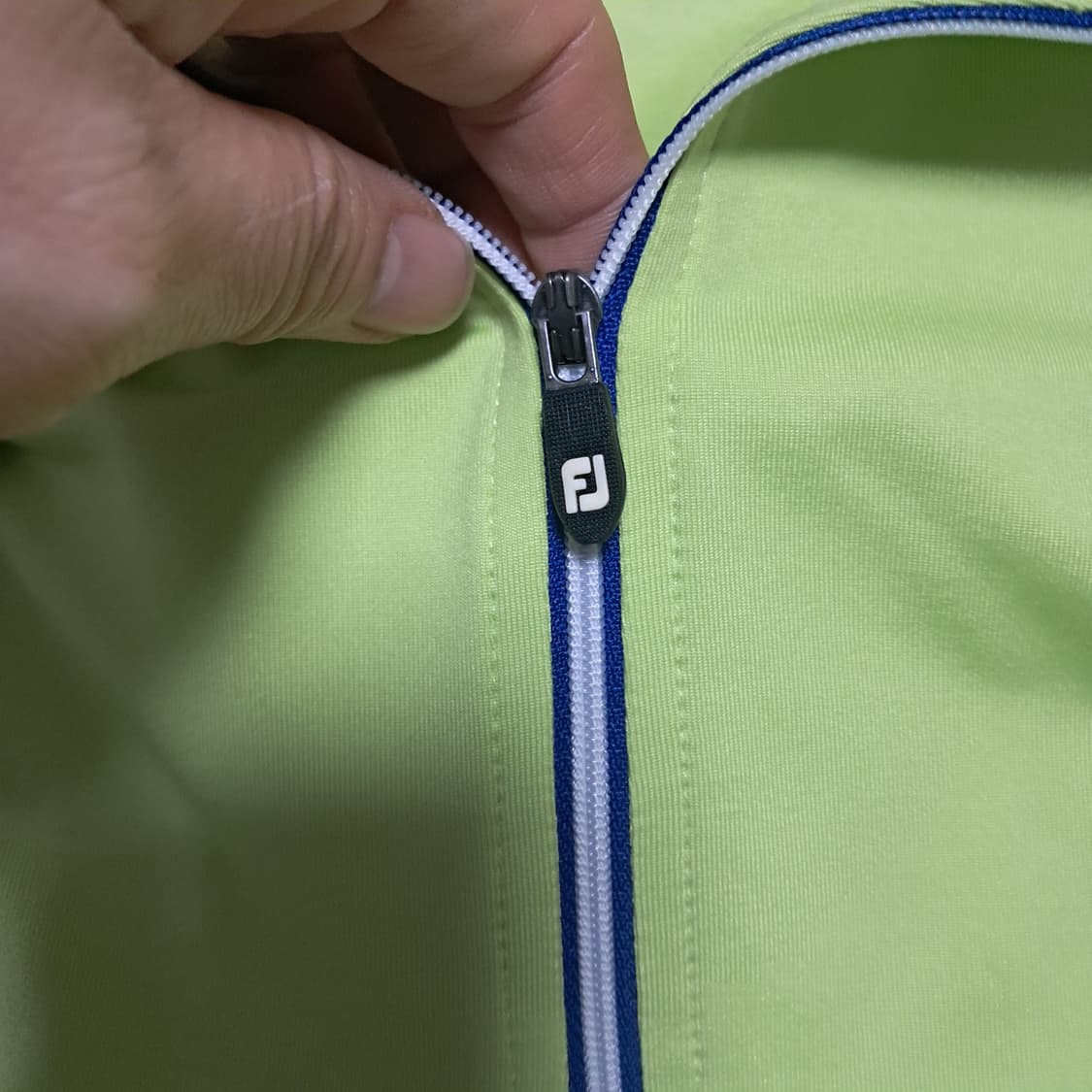 (새제품)풋조이 남성 퍼포먼스 하프 집업 베스트 조끼 L 상품이미지6