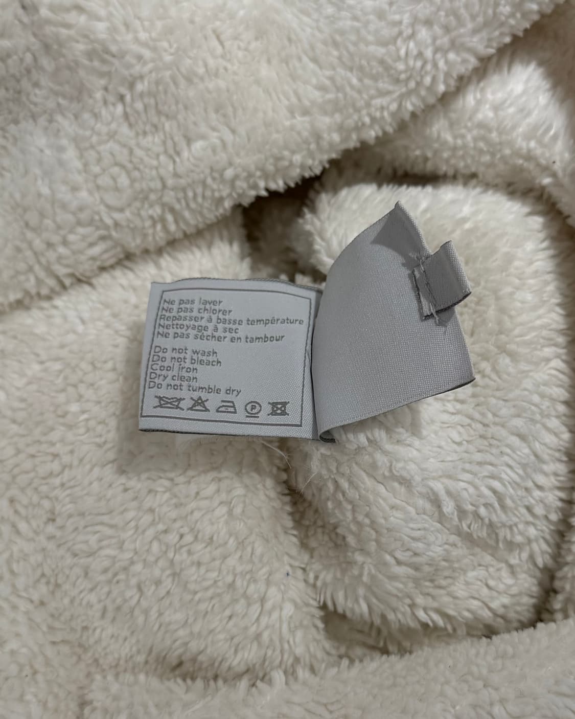 샤넬 화이트 fw00 로고 후드 플리스 패딩 상품이미지10