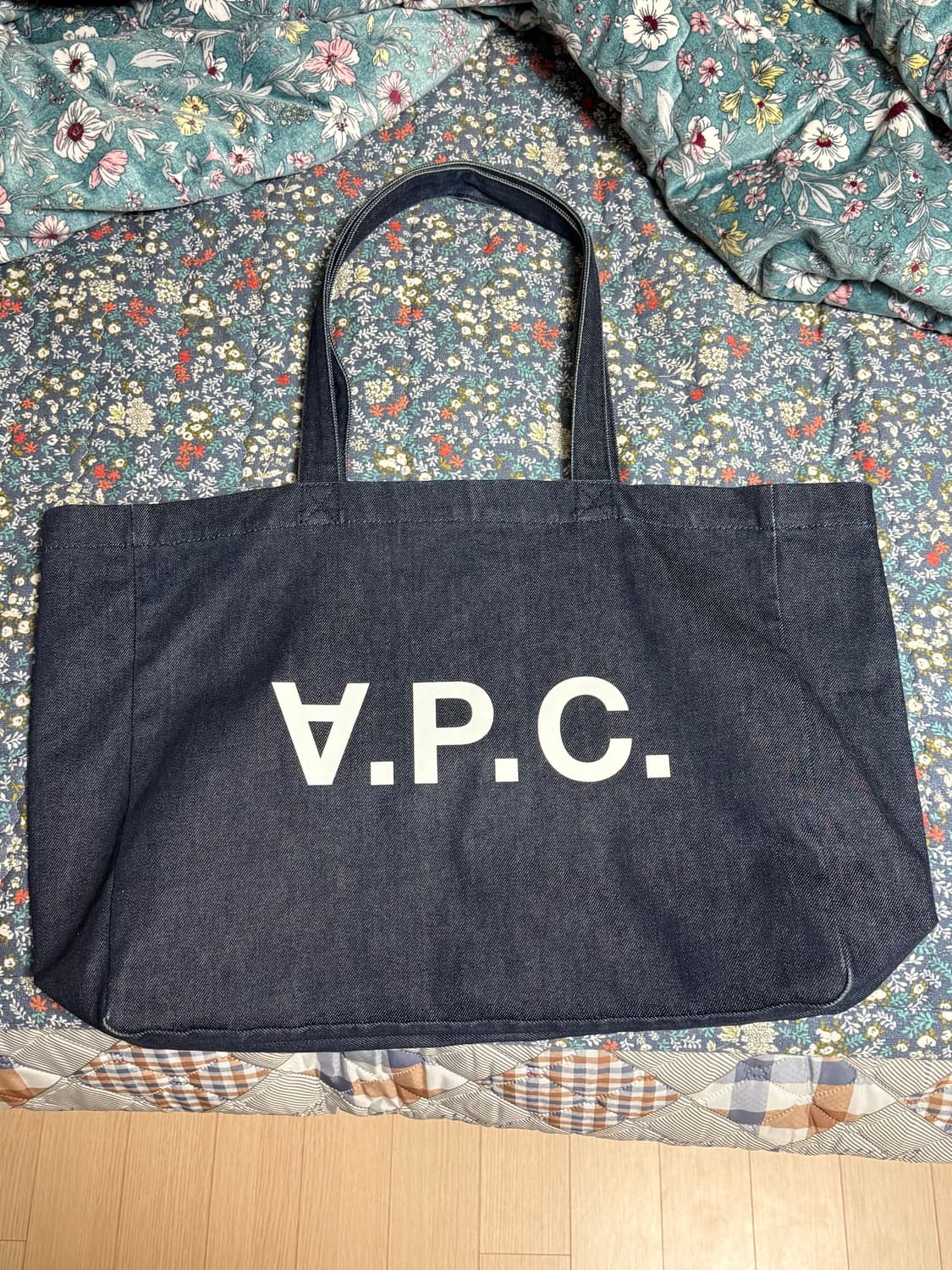 아페쎄 다니엘라 쇼핑백 인디고 팝니다 상품이미지1