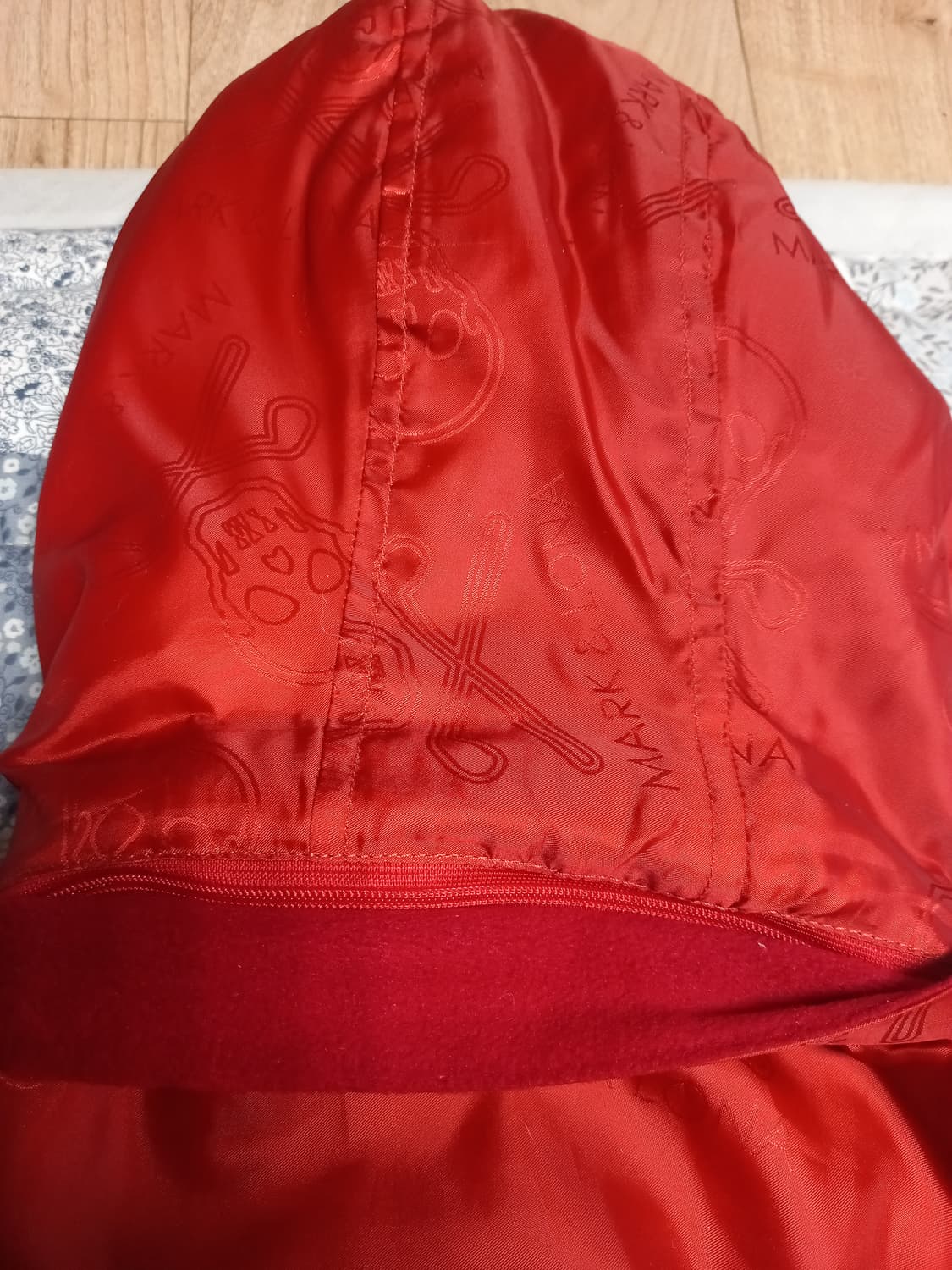 마크앤로나 레드후드 경량패딩 바람막이   90 상품이미지9