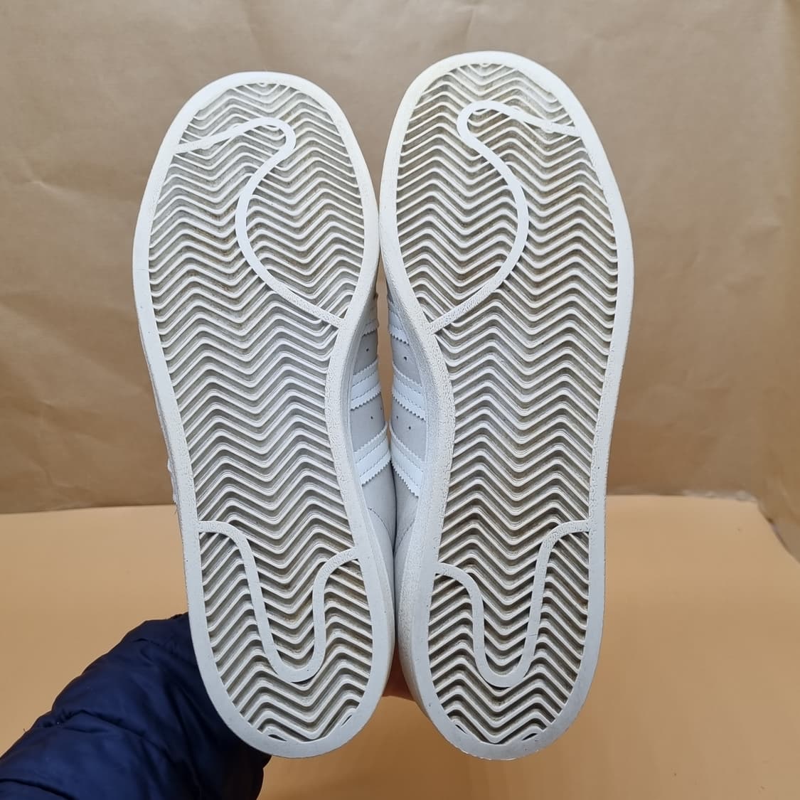 아디다스 슈퍼스타 남성스니커즈270  상품이미지3