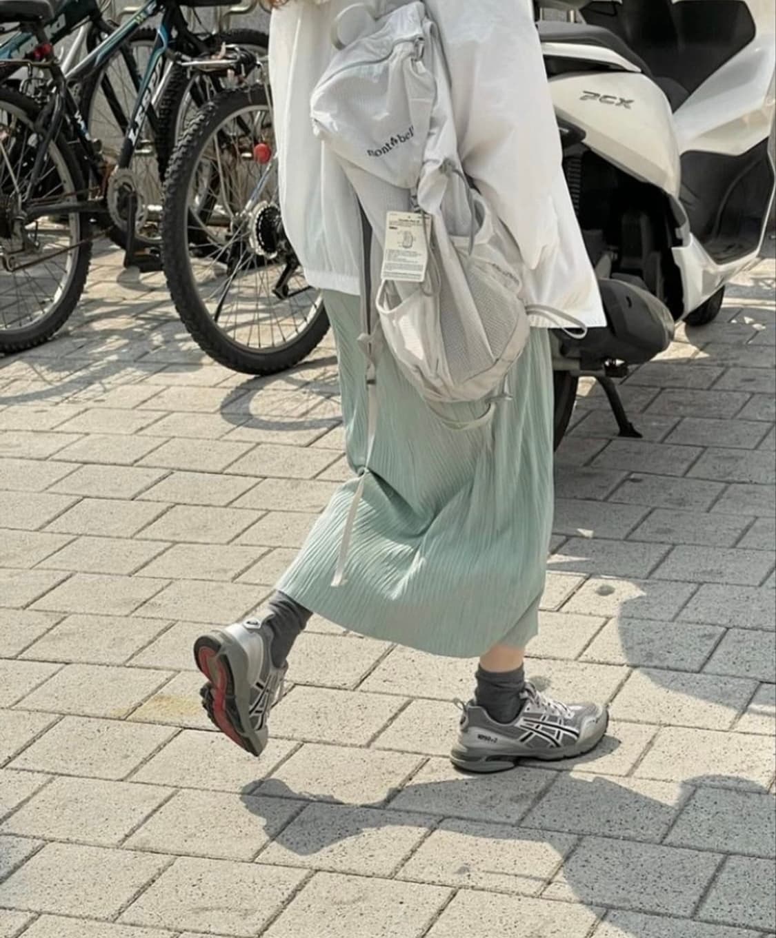 몽벨 버사라이트 백팩 20L 상품이미지1