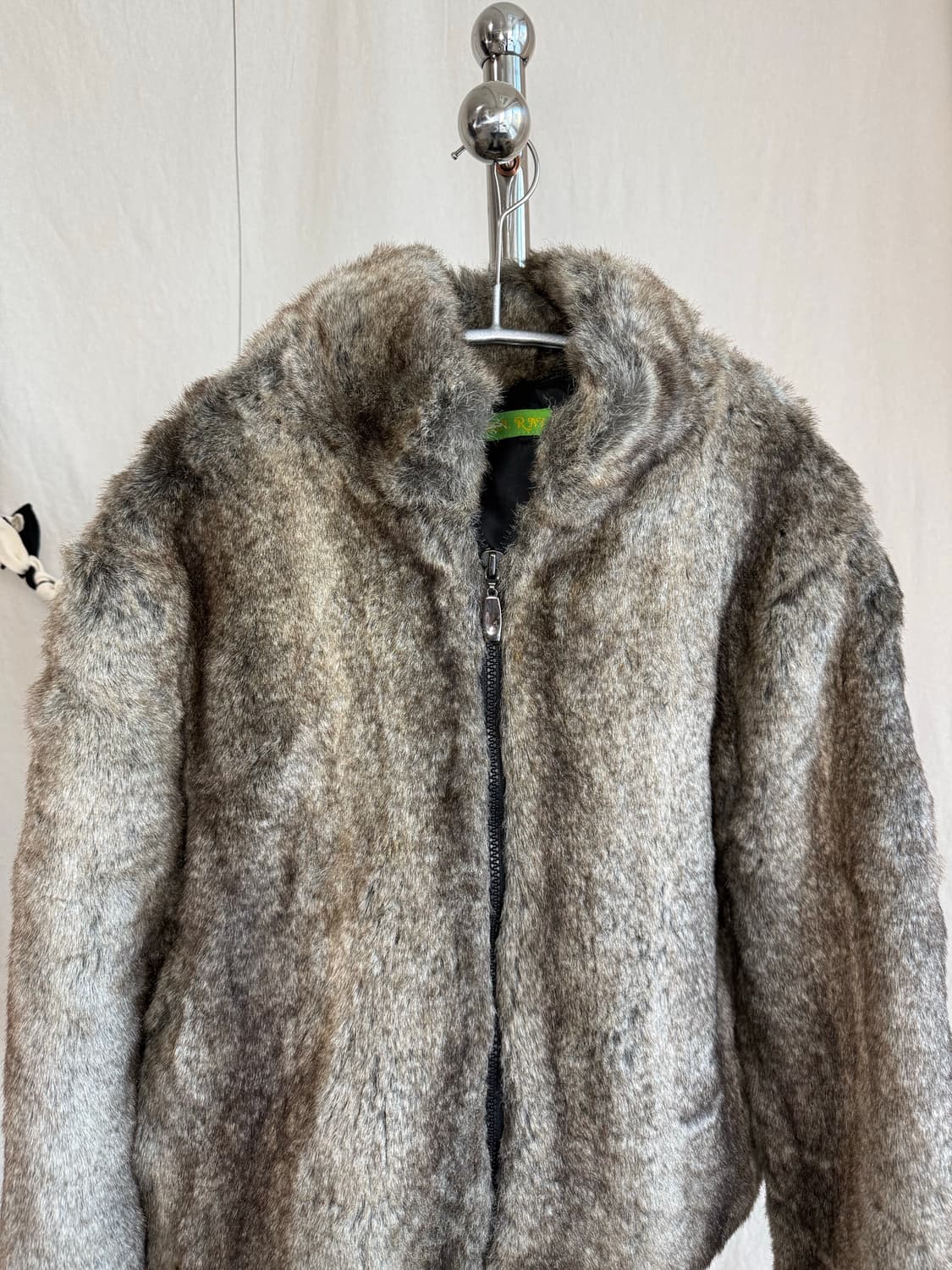 Shell Ray 페이크 퍼 자켓 상품이미지4