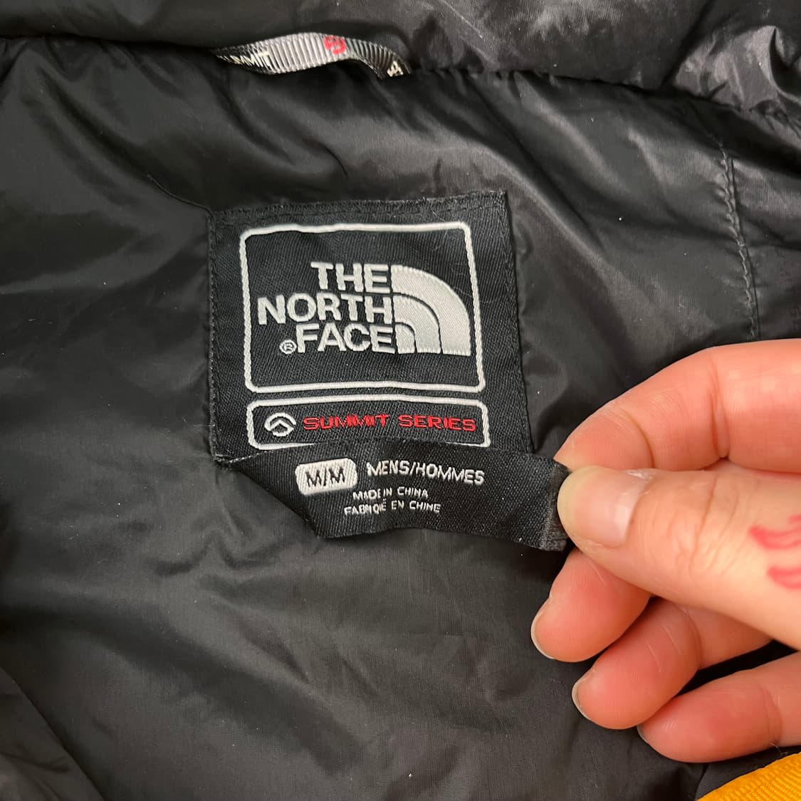 100 노스페이스 써밋시리즈 윈드스토퍼 800 히말라야 패딩 상품이미지3