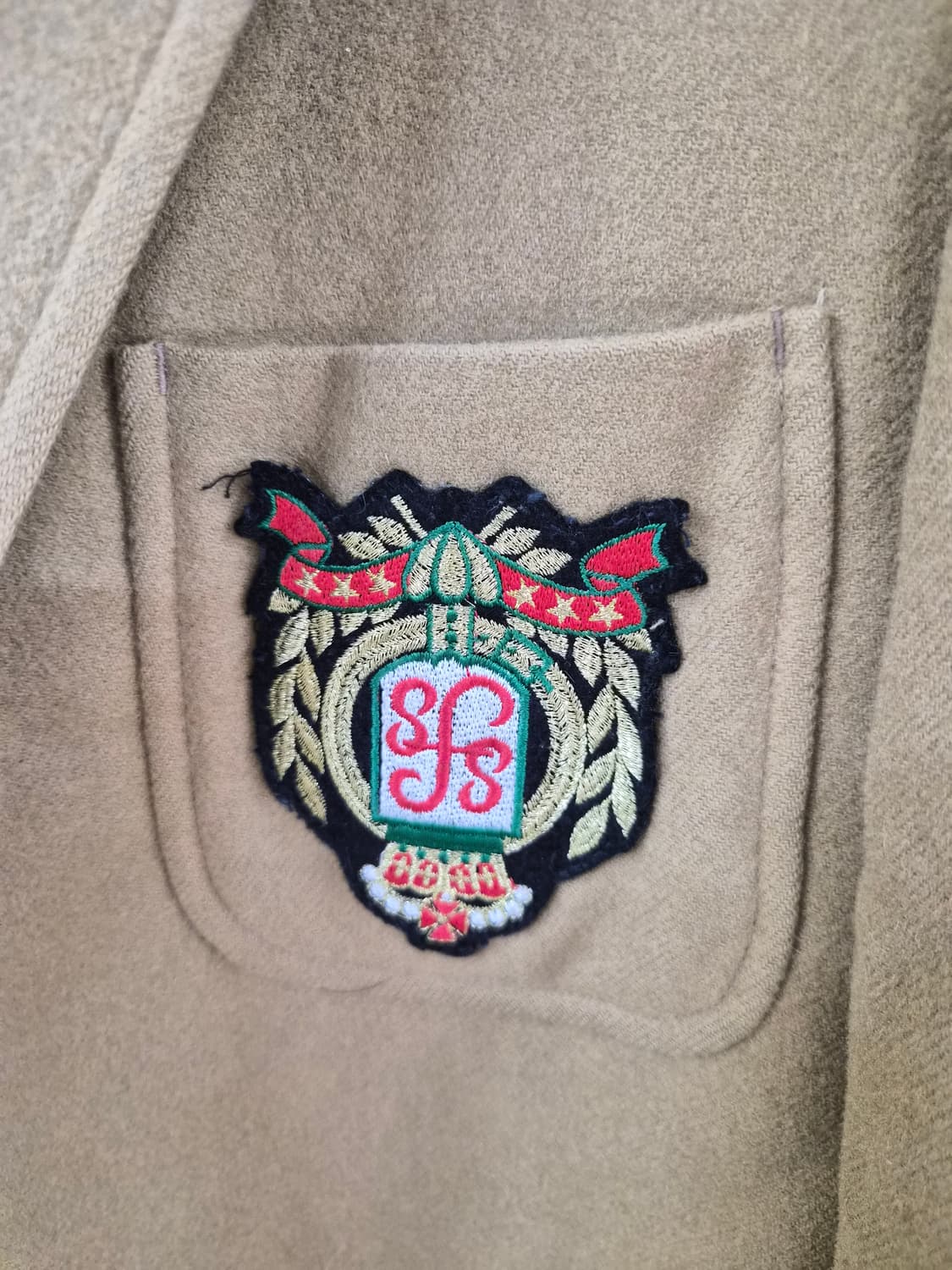 100) J.PRESS 제이프레스 금장 와펜 블레이저 팝니다 상품이미지3