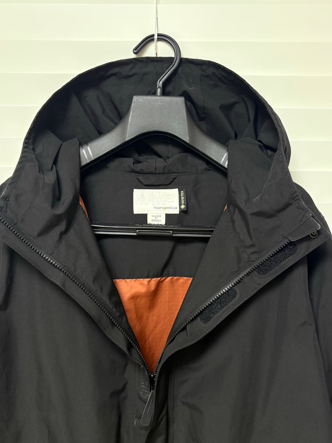 나나미카 고어텍스 쉘 코트 블랙 판매 합니다! 상품이미지3