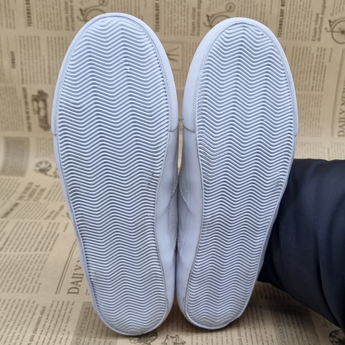 휠라  클래식 캠퍼스 남성스니커즈280 상품이미지3