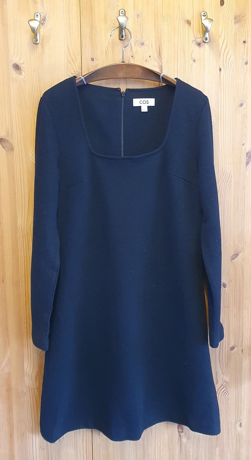 55.COS 스퀘어넥 울 원피스 상품이미지2