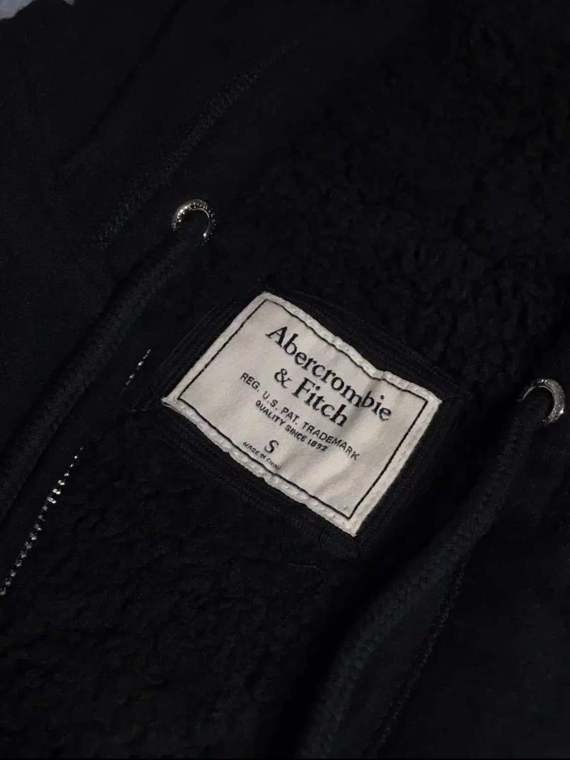 아베크롬비 양털 후드집업 S(새상품) 상품이미지3