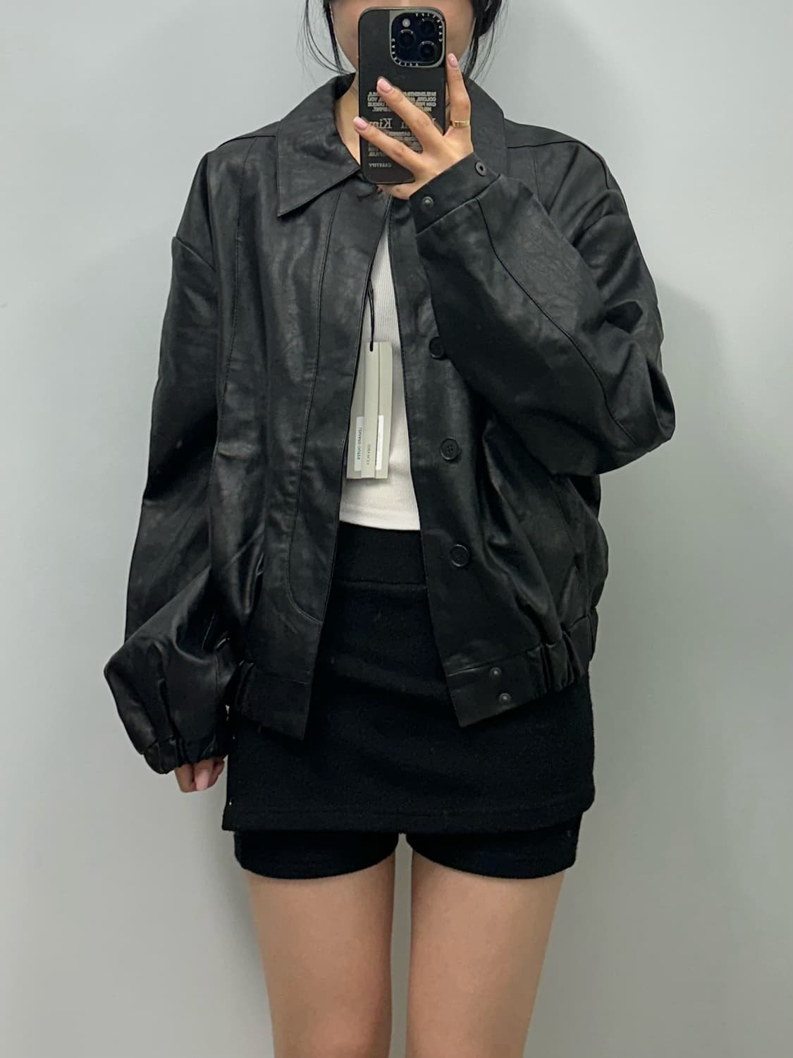 르마드 미니멀 절개 비건레더 자켓 상품이미지2