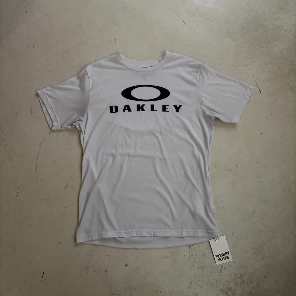 오클리 빈티지 반팔티 L 상품이미지1