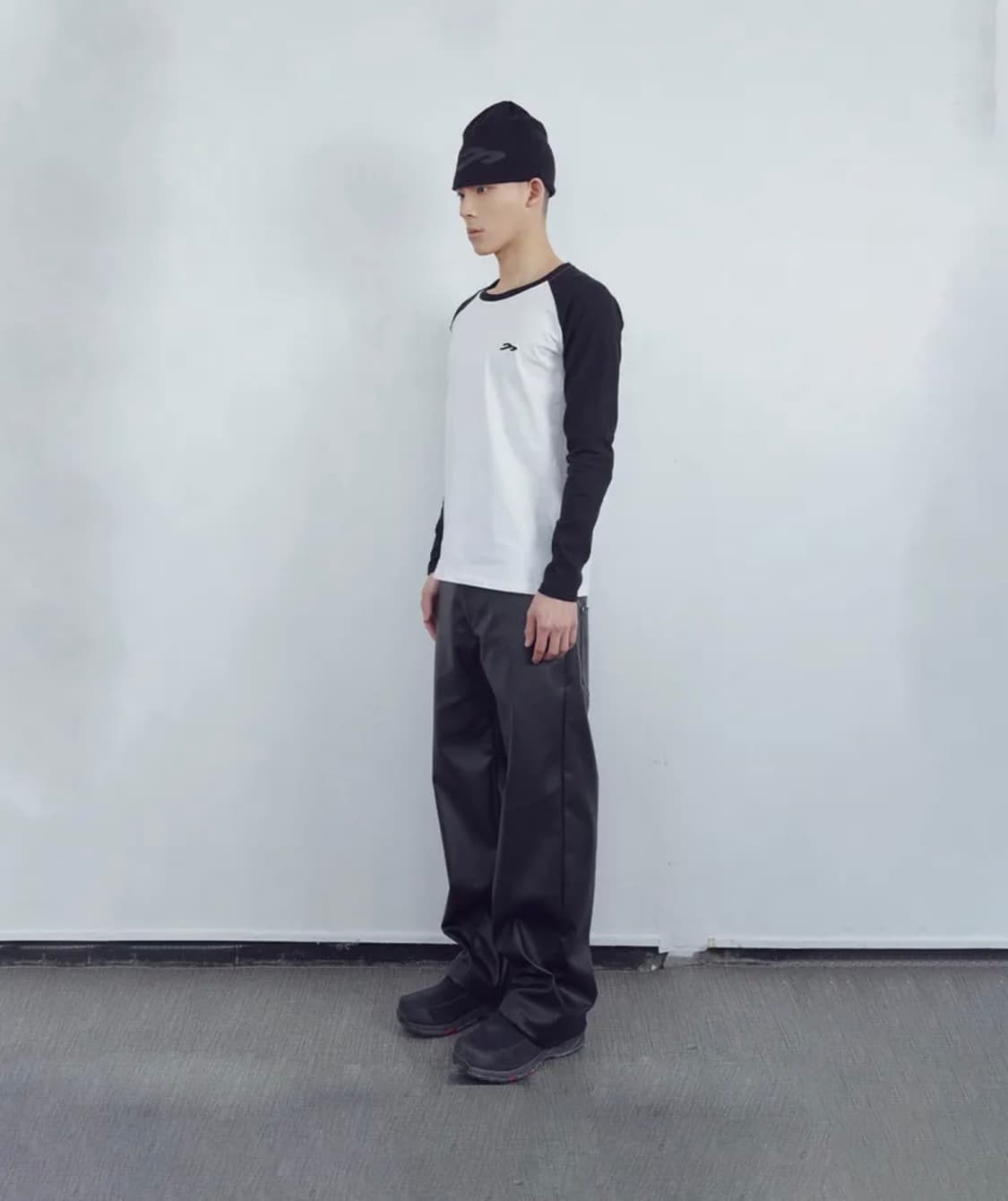 설라노 x 탄산마그네슘 드롭 백포켓 레더팬츠 상품이미지4