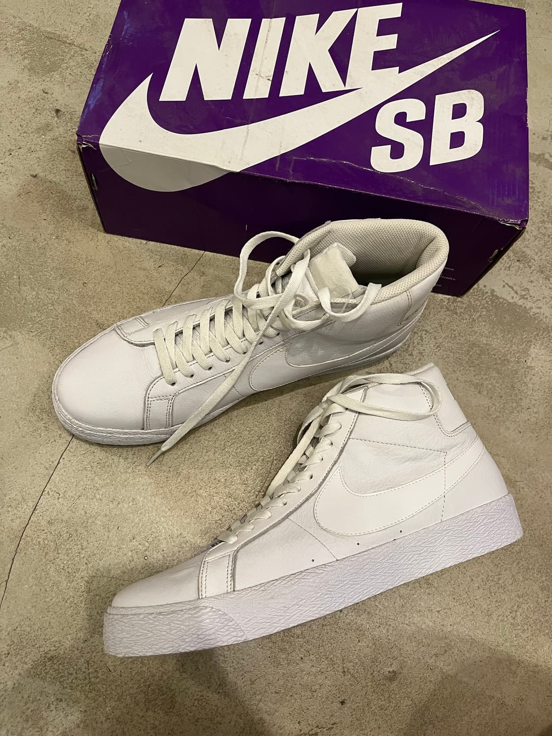 나이키 SB 줌 블레이져 미드 올빽 상품이미지1