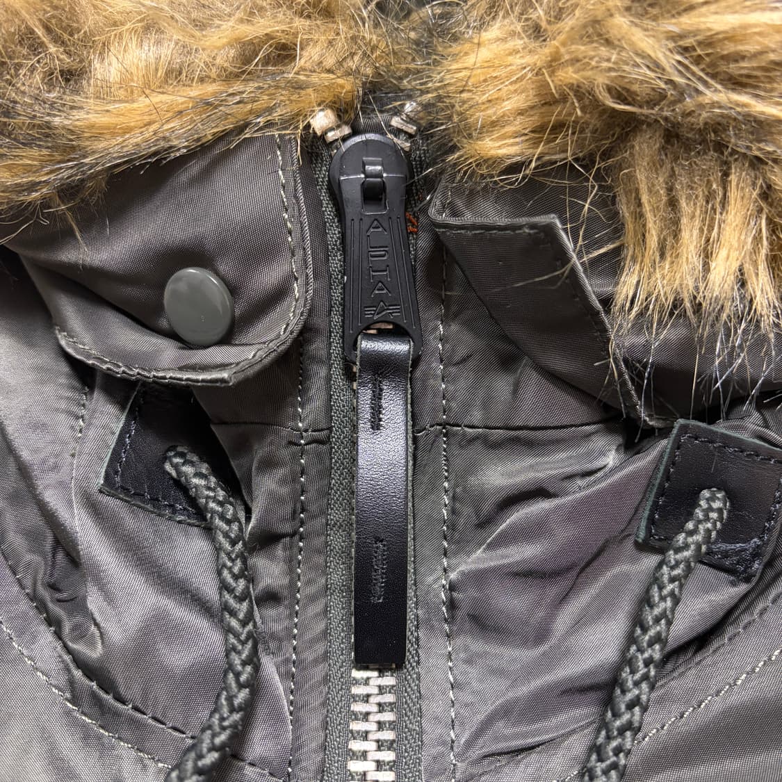 알파 인더스트리 N-3B 파카 건메탈 상품이미지6