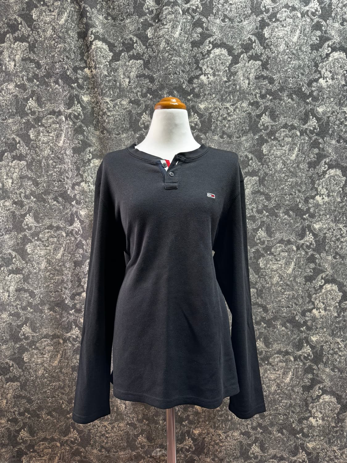 tommy jeans 타미 진스 헨리넥 와플 니트 상품이미지1