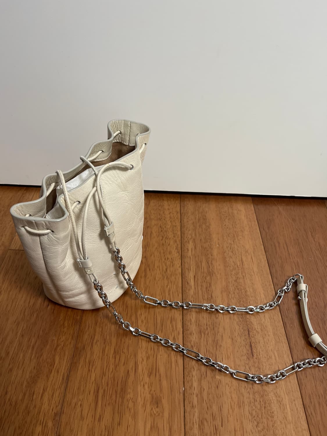 메종마르지엘라 타비 버킷백 상품이미지4