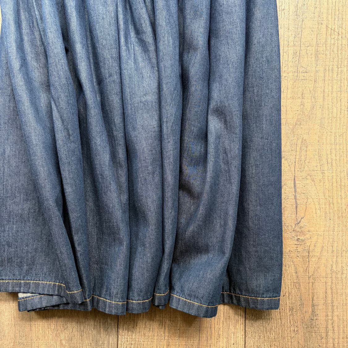 Shirring Line Detail Denim Skirt 상품이미지7