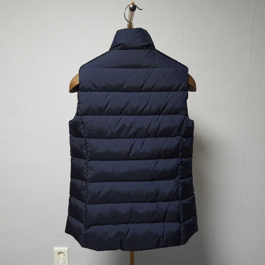 S ) 타미힐피거 여성 네이비 패딩 조끼 상품이미지3