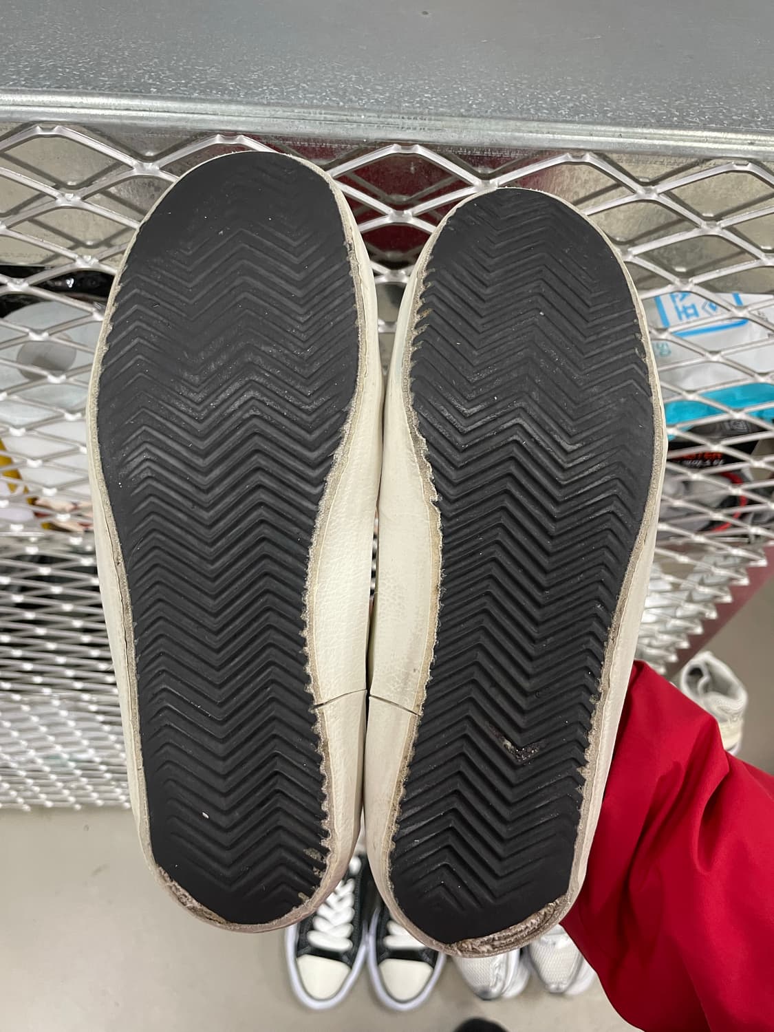 골든구스 슈퍼스타 실버탭 스니커즈 화이트 39 상품이미지6