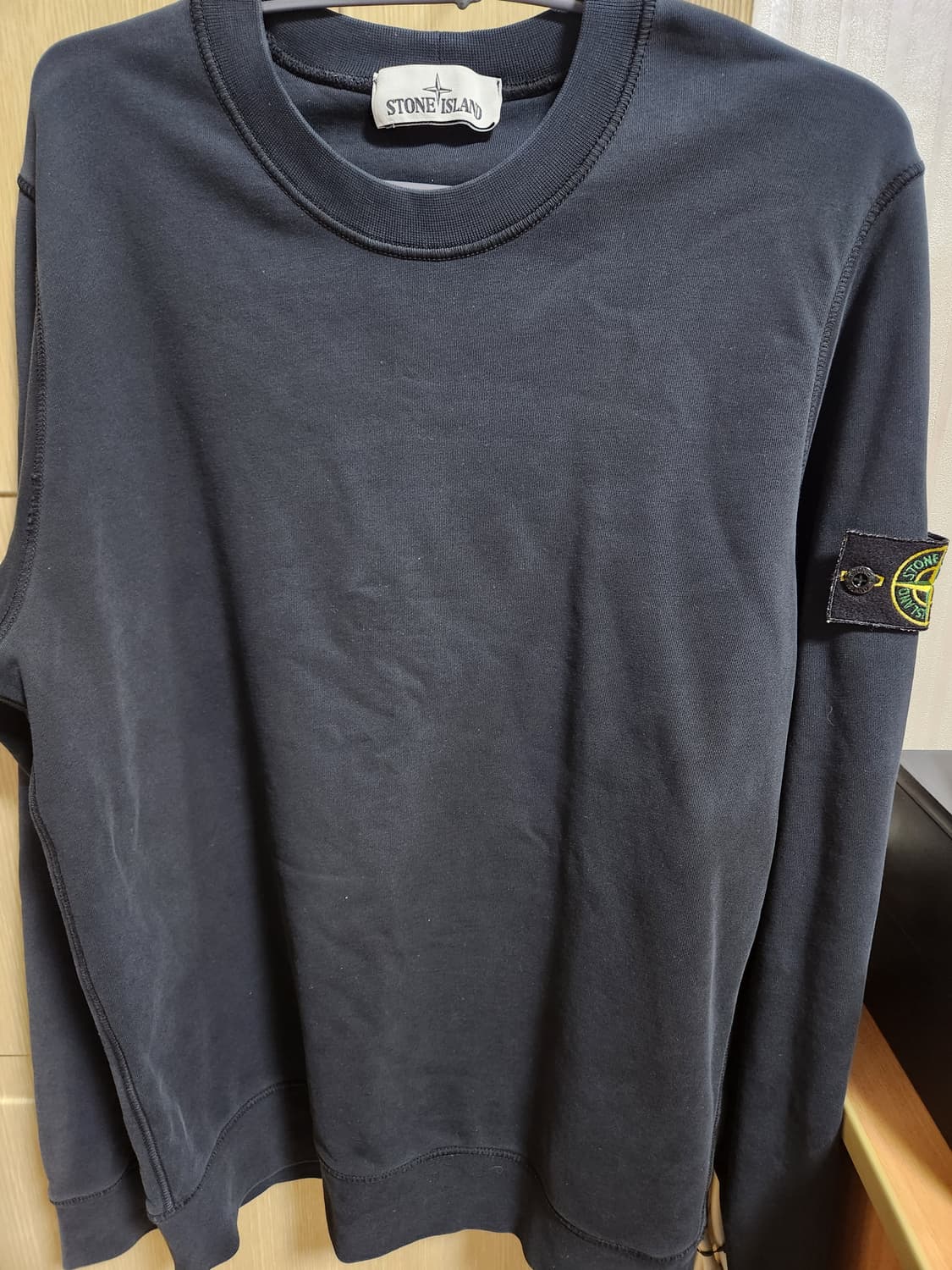 L 블랙)스톤 아일랜드맨투맨 상품이미지1