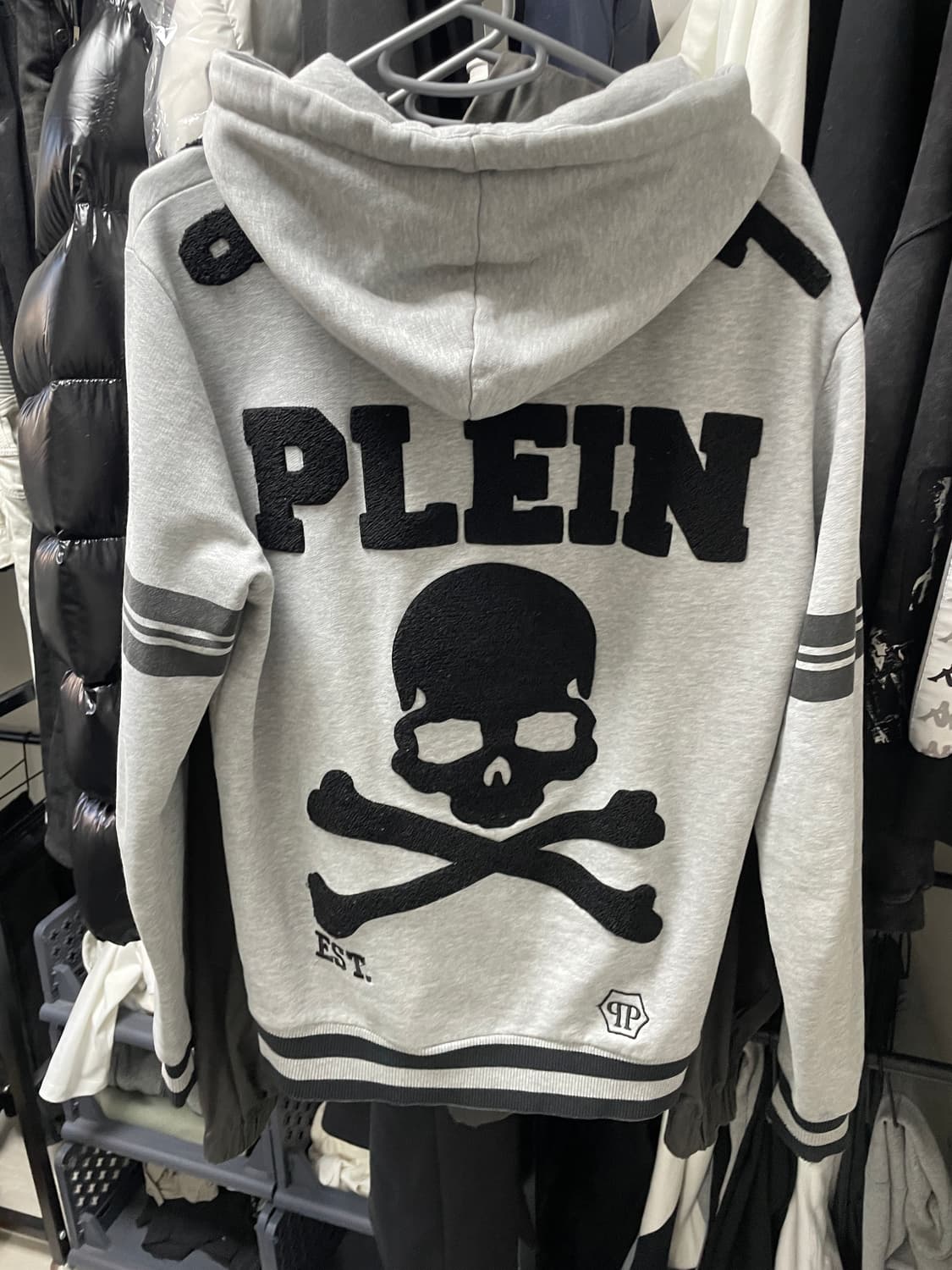 필립플레인 셋업 팝니다 상품이미지2