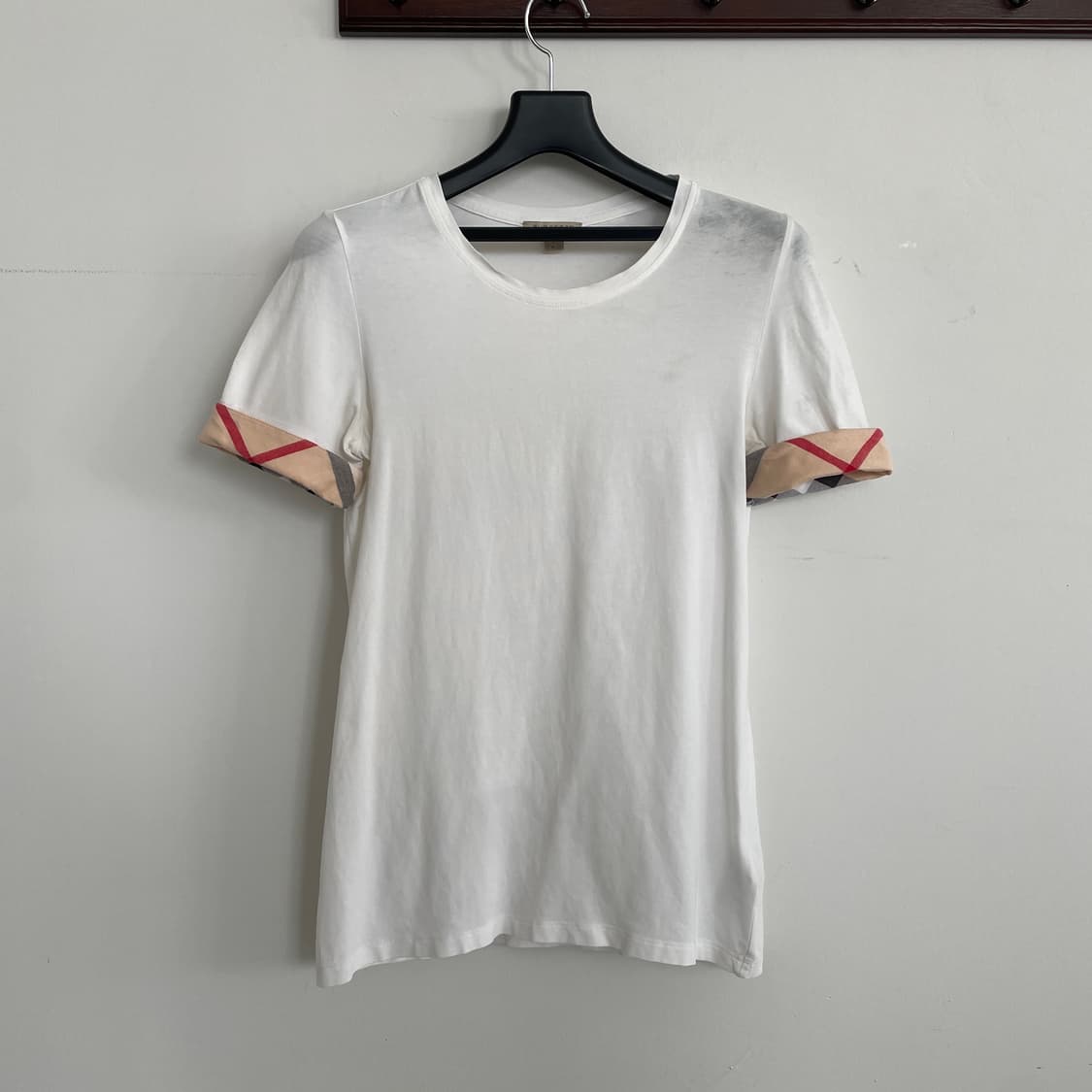 버버리 브릿 S,55 소매 노바 체크 화이트 반팔 티셔츠 상품이미지1