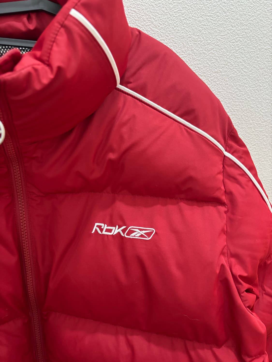 리복 프리미엄 볼패딩 레드 (서지수님 착용) 상품이미지3