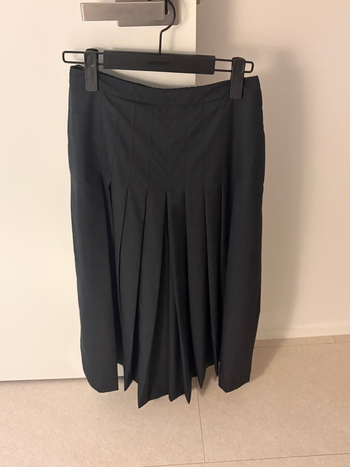 아모멘토 pleated wool culotte, charcoal (0) 상품이미지3