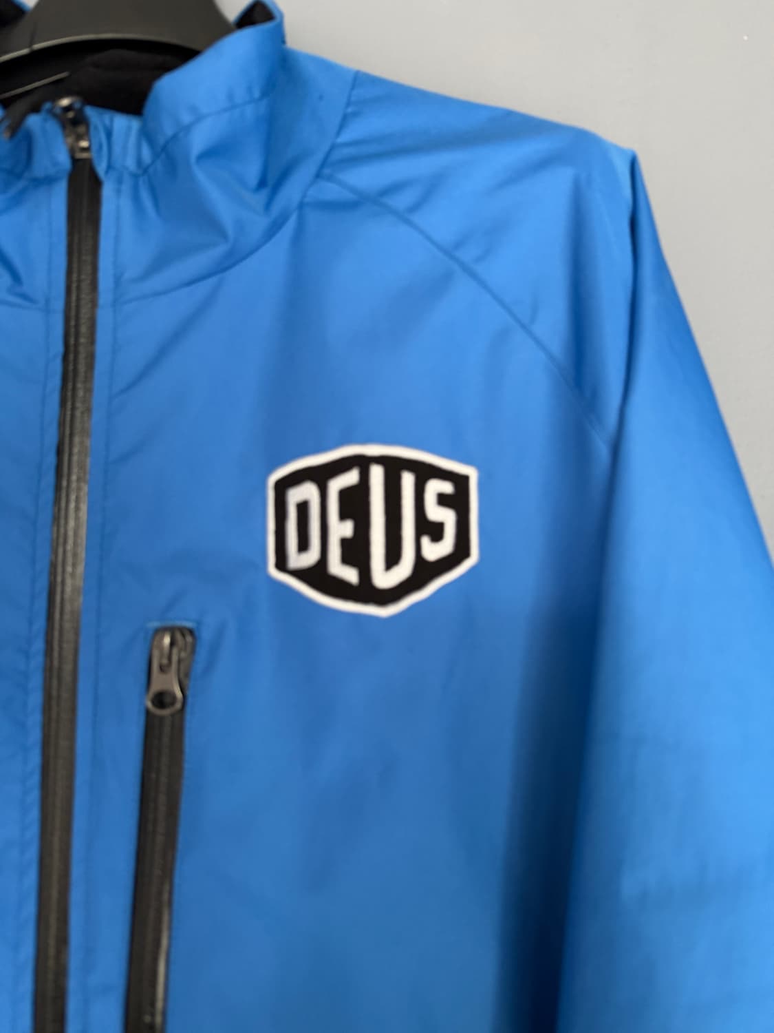 데우스 엑스 마키나 스포츠 자켓 바람막이 상품이미지2